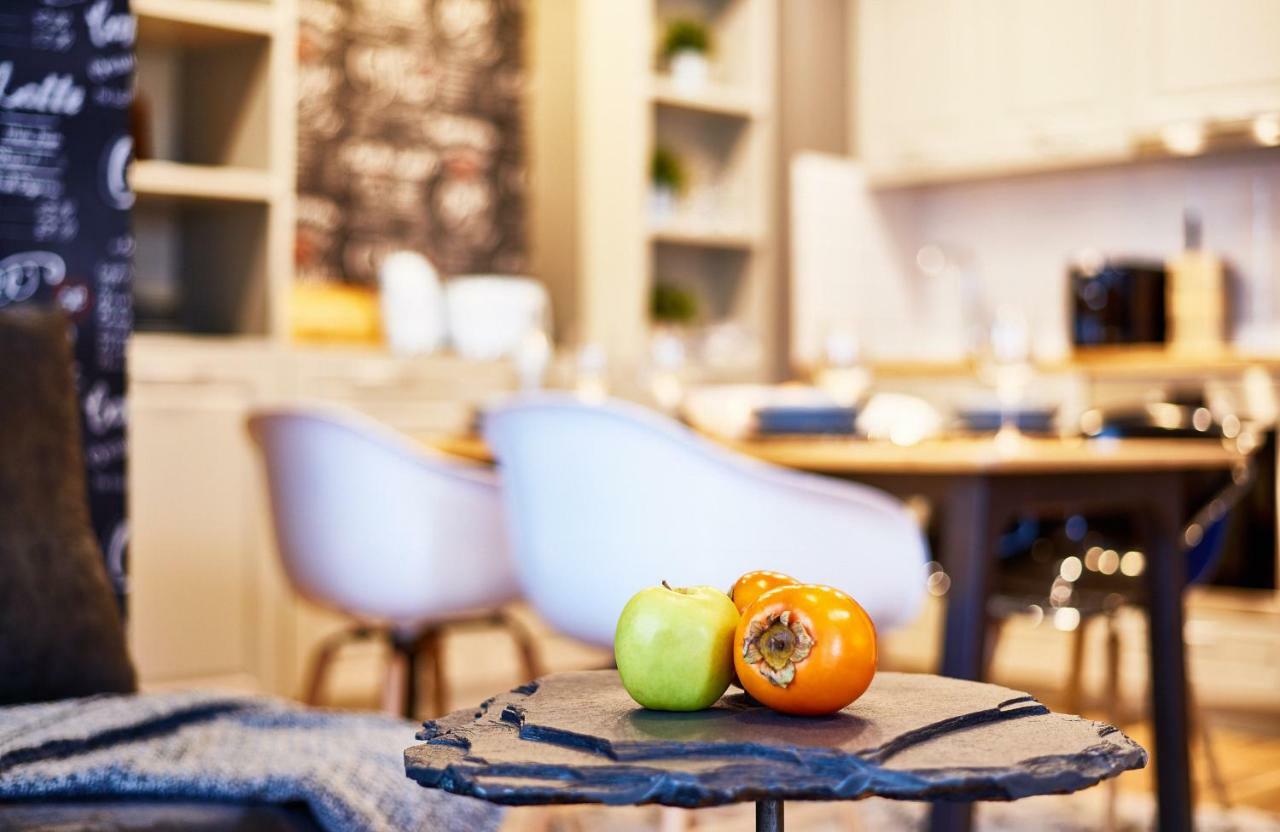 Stylish And High-End Designer Apartments In City Center София Экстерьер фото